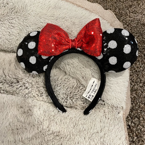 Disney Parks Polka Dot Minnie Ears - Picture 1 of 2